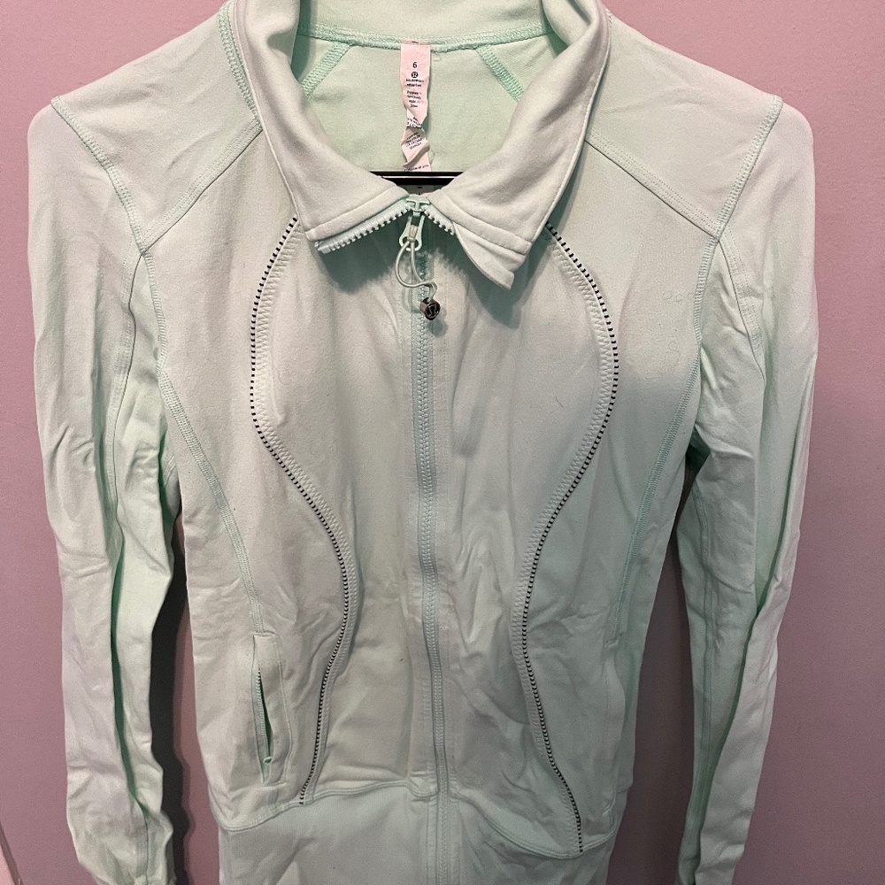 Lululemon In Stride Jacket Mint Green Size 6